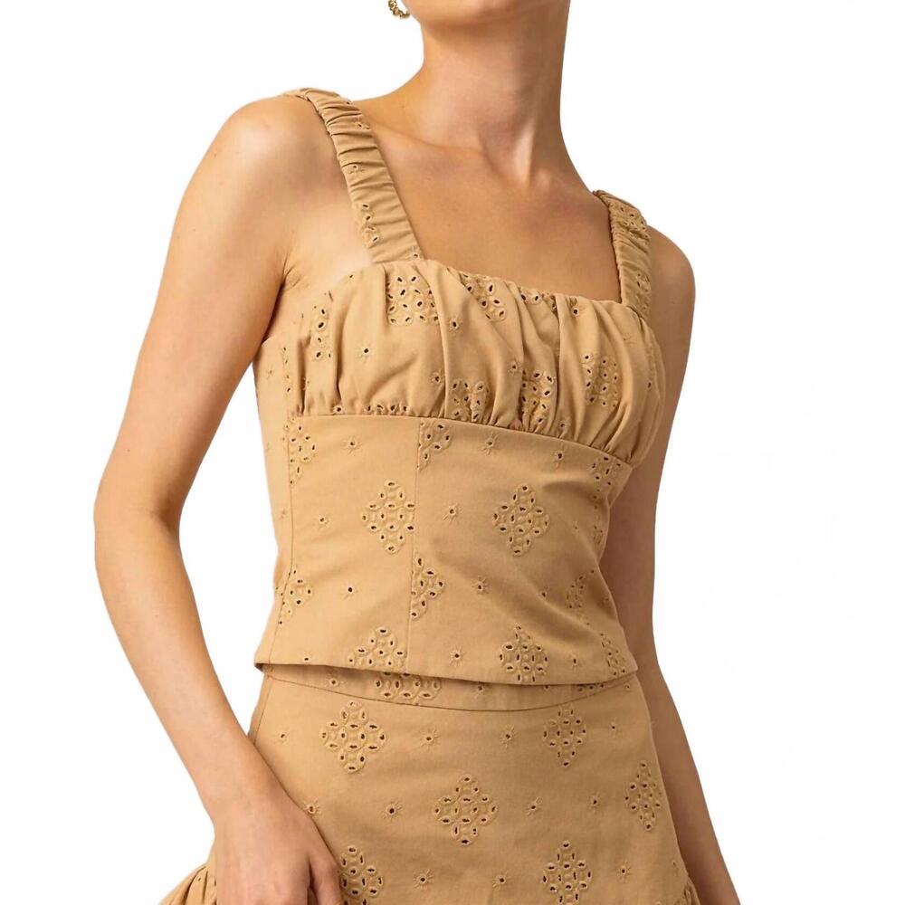 NEW LINE AND DOT eyelet strap top in tan